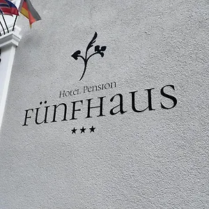 Hotel-pension Fuenfhaus Maison d'hôtes