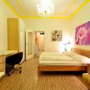 3* Aparthotel Ajo Messe - Contactless Check In